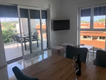 Sea-View Apartment in Banjole for Up to 4