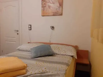 Medulin 1-Bedroom Apartment with Terrace