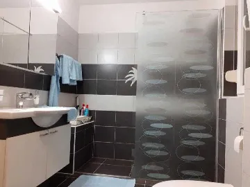 Medulin 1-Bedroom Apartment with Terrace