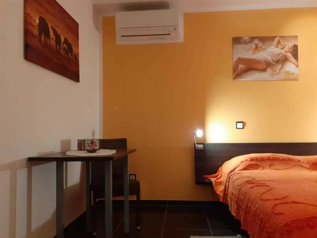 Studio Apartment in Medulin for 2 Guests