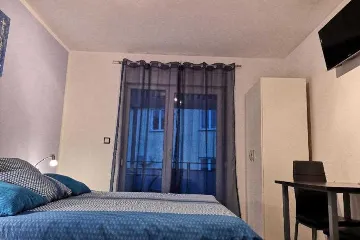 Medulin Studio Apartment with Terrace for 2