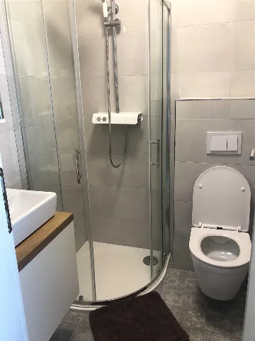 Ground-Floor 1-Bedroom Apartment with Pool View in Pula