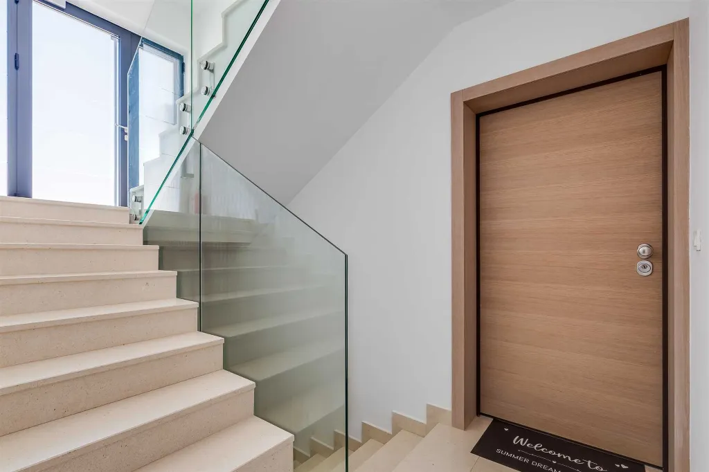 Air-Conditioned 2-Bedroom Apartment in Sv. Filip i Jakov