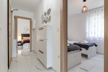 Air-Conditioned 2-Bedroom Apartment in Sv. Filip i Jakov