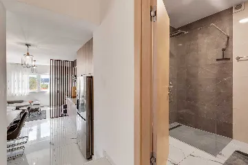 Air-Conditioned 2-Bedroom Apartment in Sv. Filip i Jakov