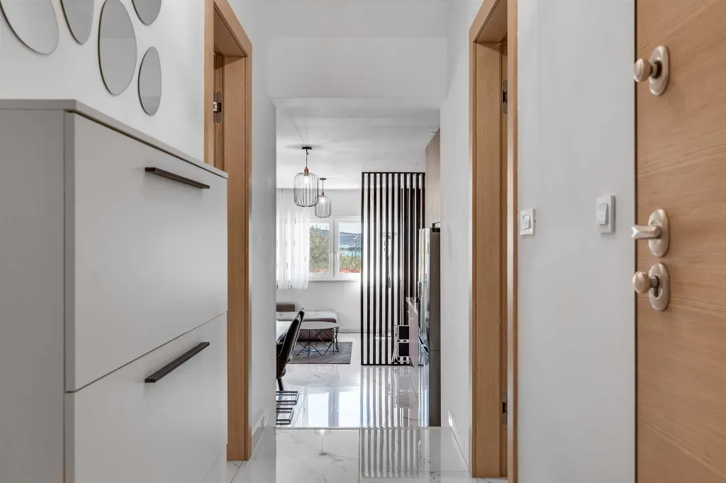 Air-Conditioned 2-Bedroom Apartment in Sv. Filip i Jakov