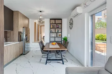 Air-Conditioned 2-Bedroom Apartment in Sv. Filip i Jakov