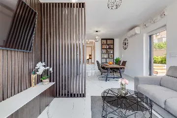 Air-Conditioned 2-Bedroom Apartment in Sv. Filip i Jakov