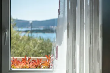 Air-Conditioned 2-Bedroom Apartment in Sv. Filip i Jakov