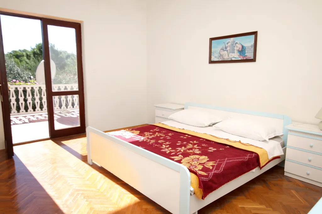 Two bedroom apartment near beach Privlaka, Zadar  A-a