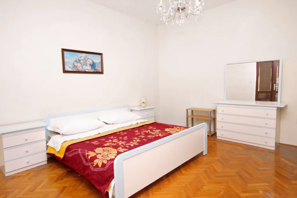 Two bedroom apartment near beach Privlaka, Zadar  A-a