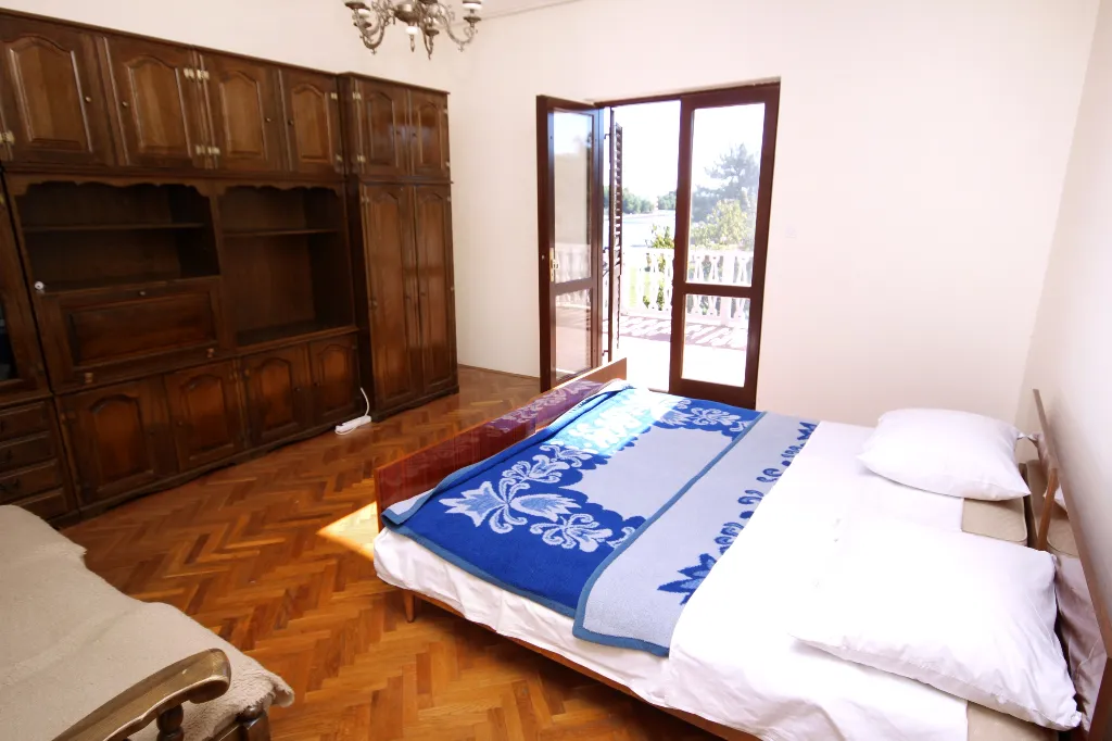 Two bedroom apartment near beach Privlaka, Zadar  A-a