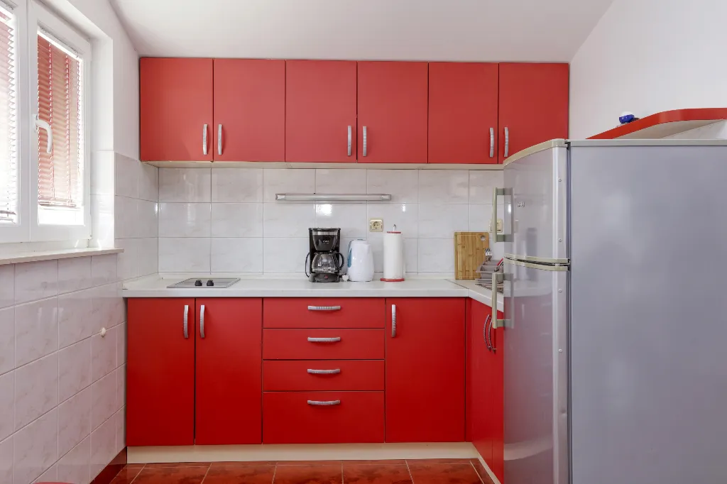 One bedroom apartment near beach Jezera, Murter  A-e