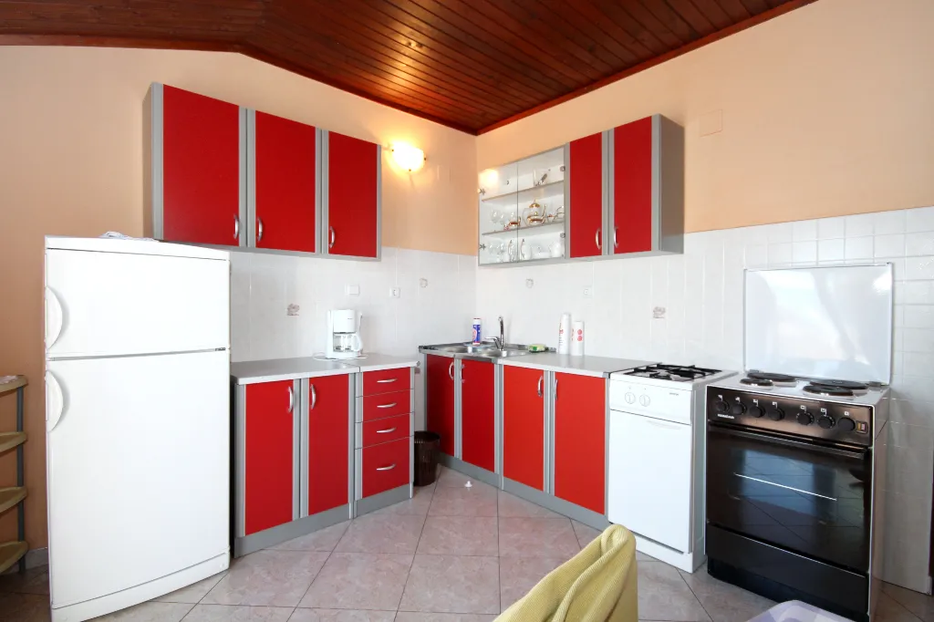 Two bedroom apartment near beach Seget Vranjica, Trogir  A-d
