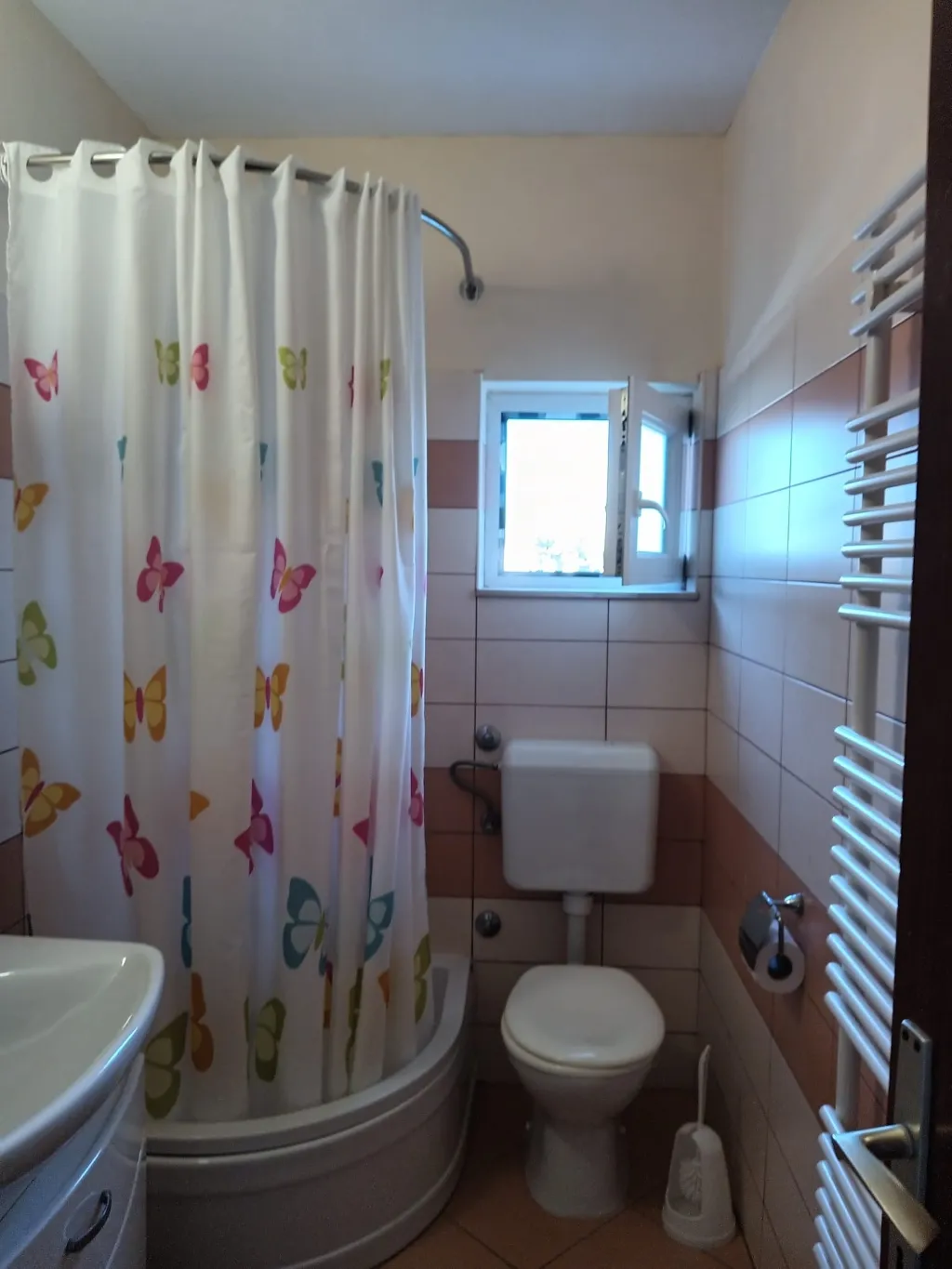 Two bedroom apartment near beach Seget Vranjica, Trogir  A-d
