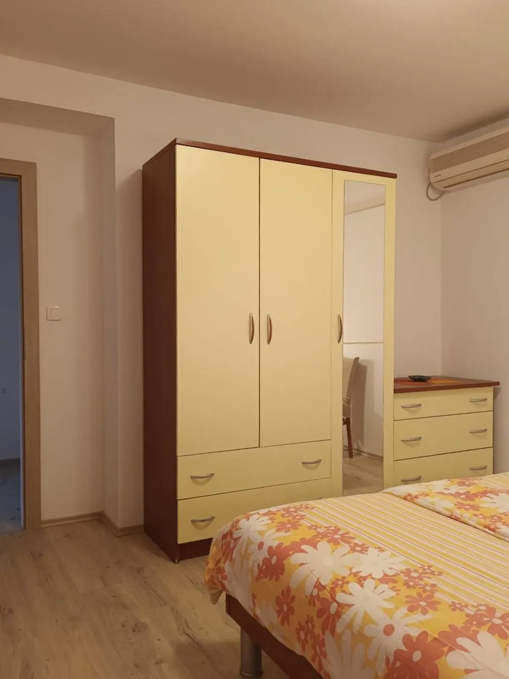 One bedroom apartment near beach Supetarska Draga - Gornja, Rab  A-a