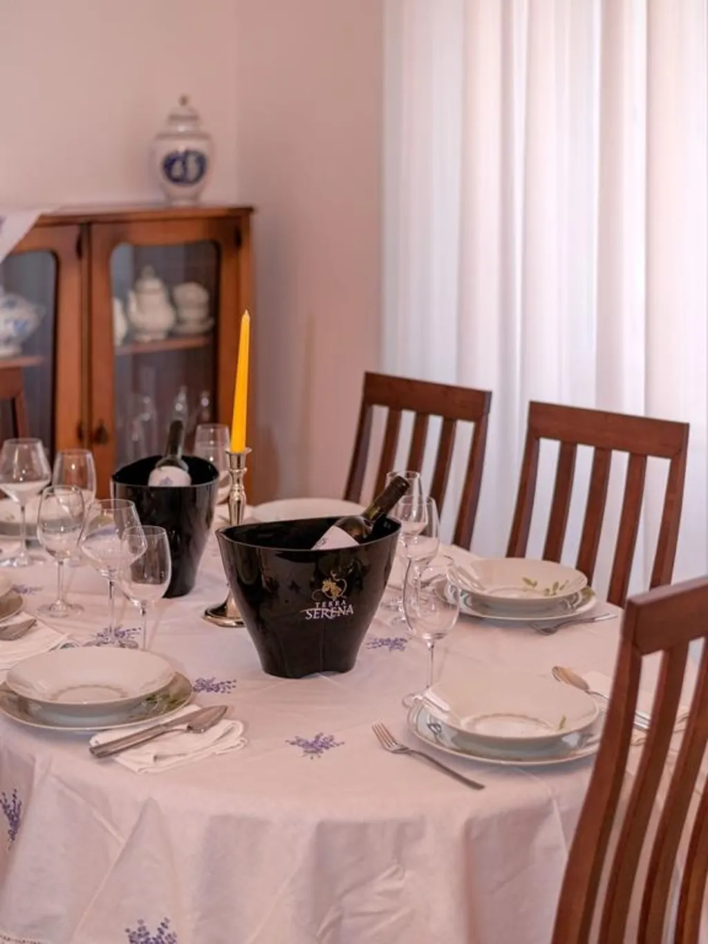 Three bedroom apartment with balcony and sea view Jelsa, Hvar  A-c