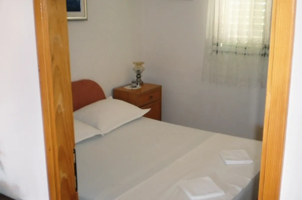 One bedroom apartment with terrace and sea view Rastići, Čiovo  A-a