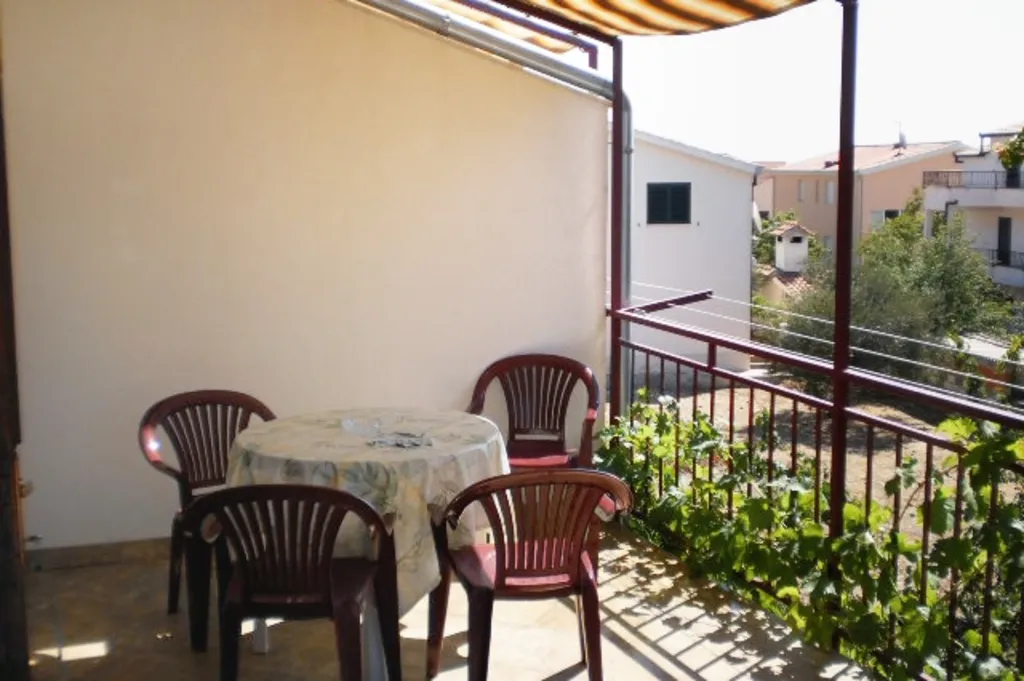 One bedroom apartment with terrace and sea view Rastići, Čiovo  A-a