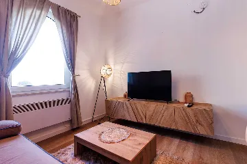 Two-Bedroom Apartment in Lovran for Up to 6
