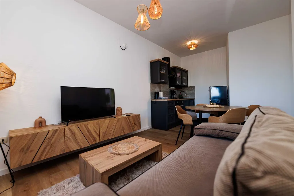 Two-Bedroom Apartment in Lovran for Up to 6
