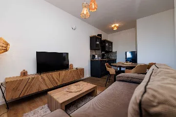 Two-Bedroom Apartment in Lovran for Up to 6