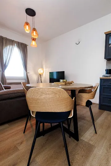 Two-Bedroom Apartment in Lovran for Up to 6