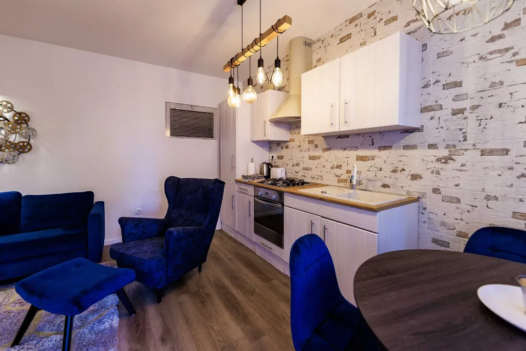 1-Bedroom Apartment in Lovran for Up to 4 Guests