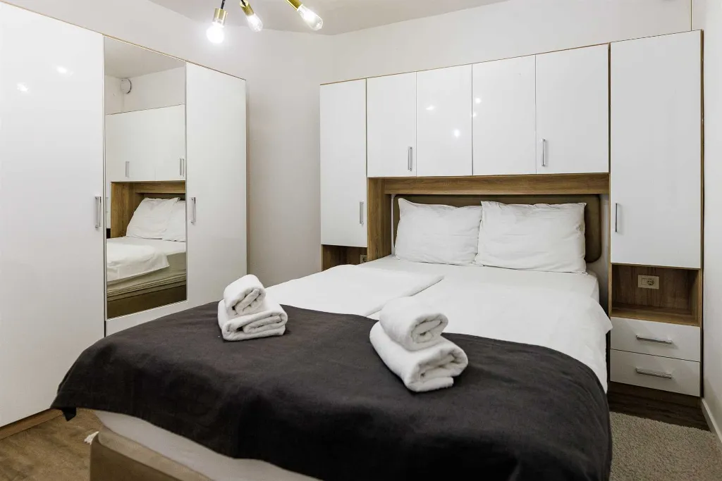1-Bedroom Apartment in Lovran for Up to 4 Guests
