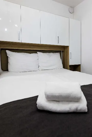 1-Bedroom Apartment in Lovran for Up to 4 Guests