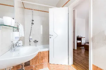 Room in Lovran for 2 Guests