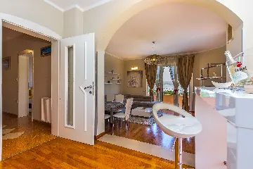 3-Bedroom Apartment in Lovran for up to 9 Guests