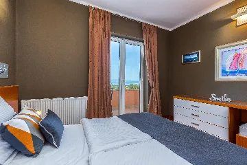 3-Bedroom Apartment in Lovran for up to 9 Guests