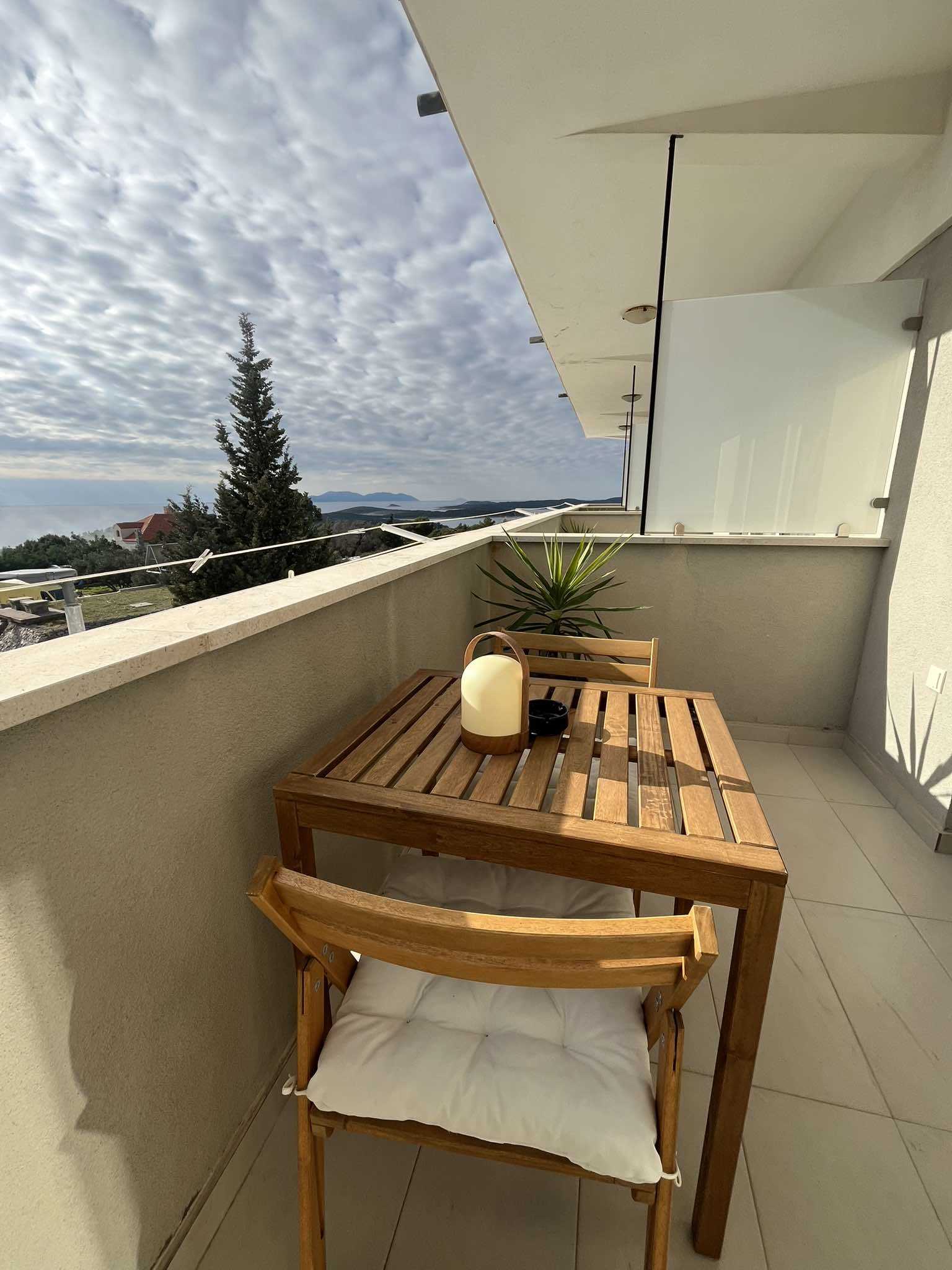 Double or Twin Room with Side Sea View