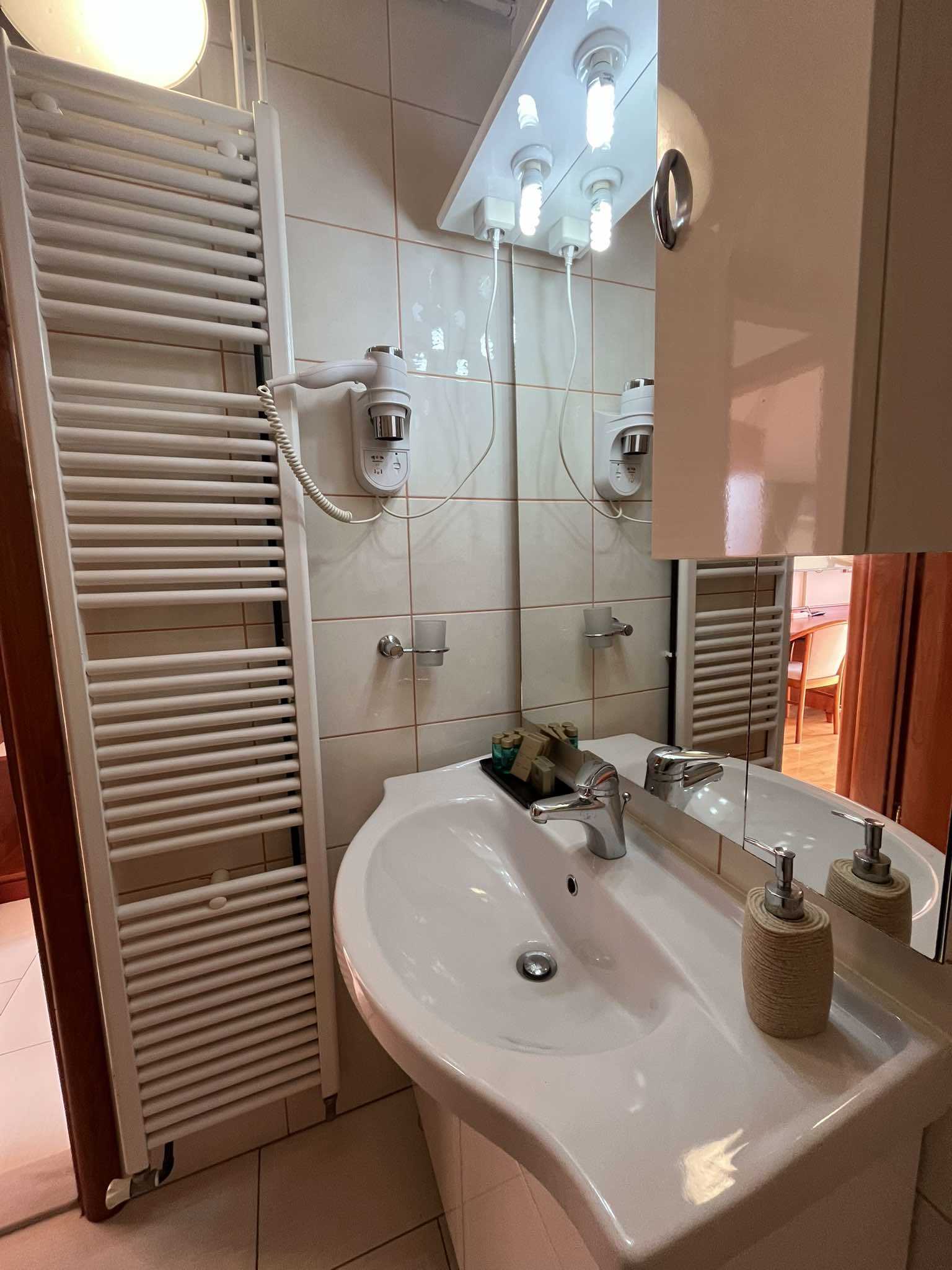 Double or Twin Room with Side Sea View