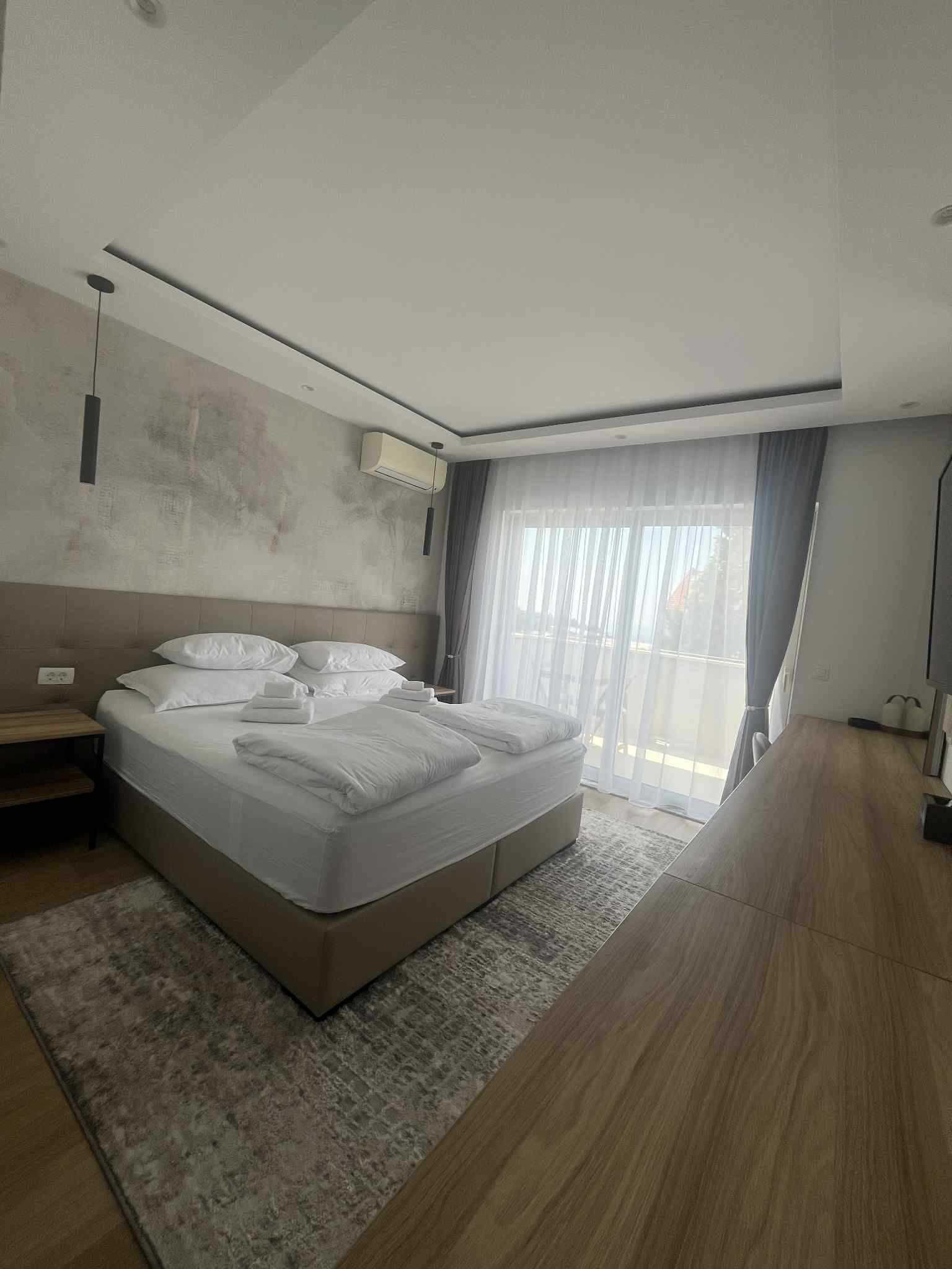 Double Room with Balcony and Pool View
