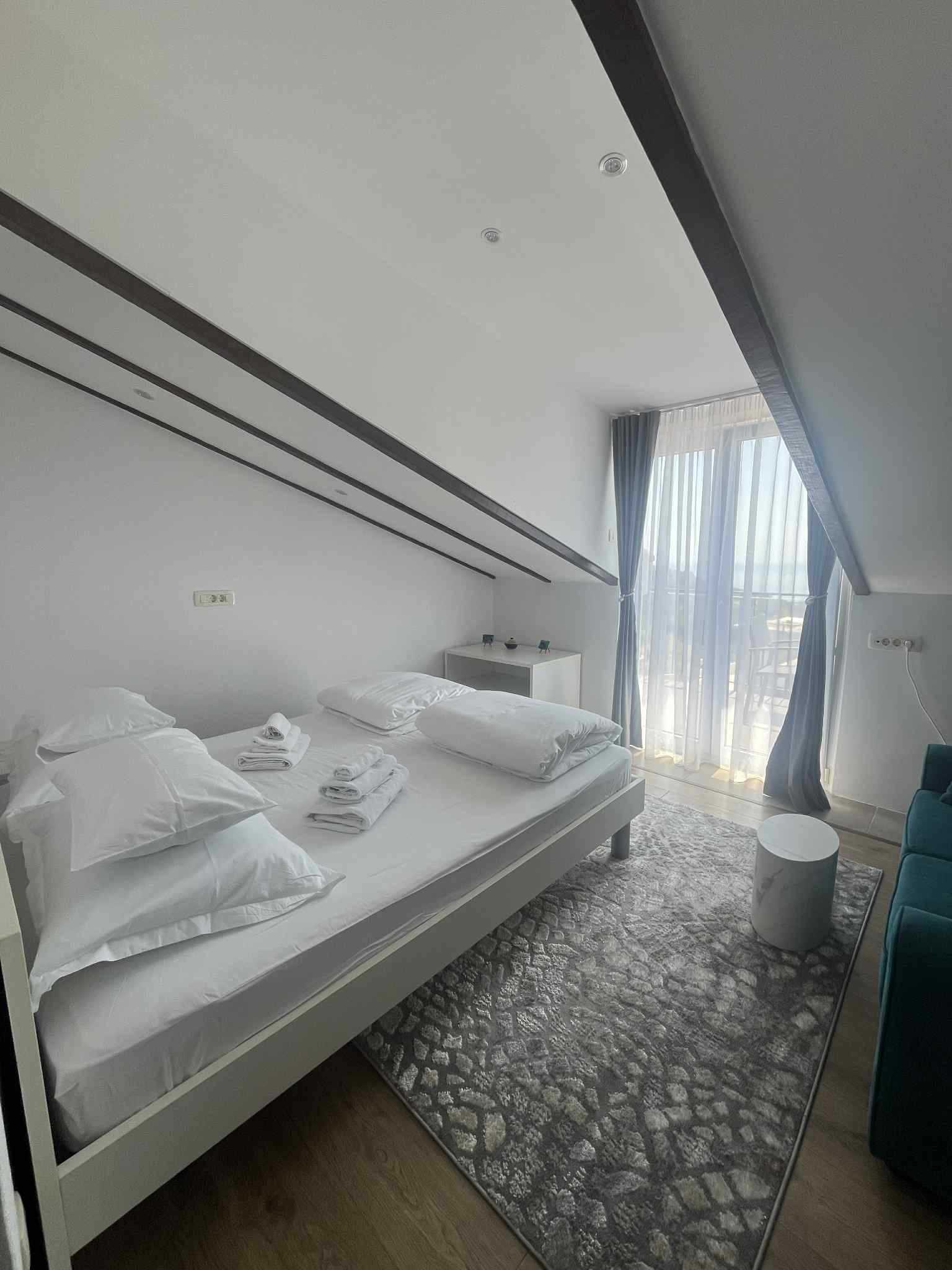 Double Room with Balcony and Sea View - Attic