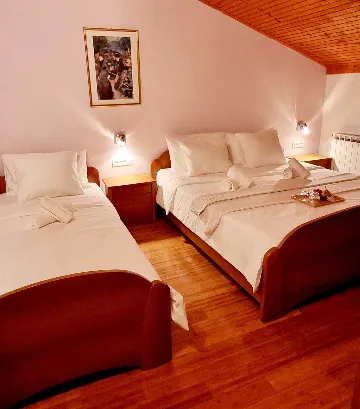 Bed and Breakfast in Funtana for 3 Guests