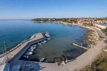 2-Bedroom Apartment in Savudrija with Swimming Pool