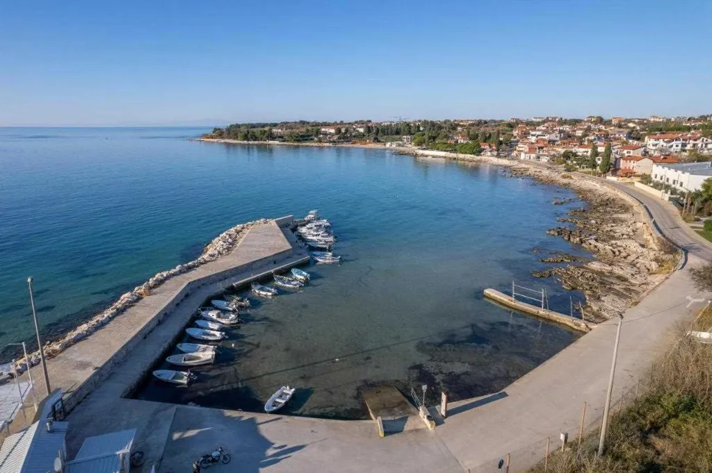 2-Bedroom Apartment in Savudrija with Swimming Pool