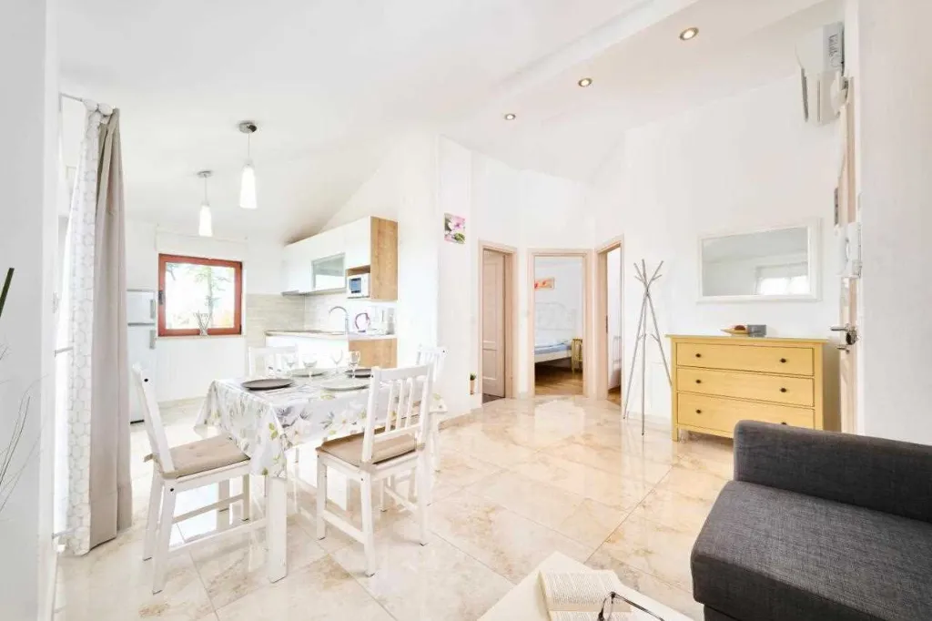 2-Bedroom Apartment in Savudrija with Swimming Pool