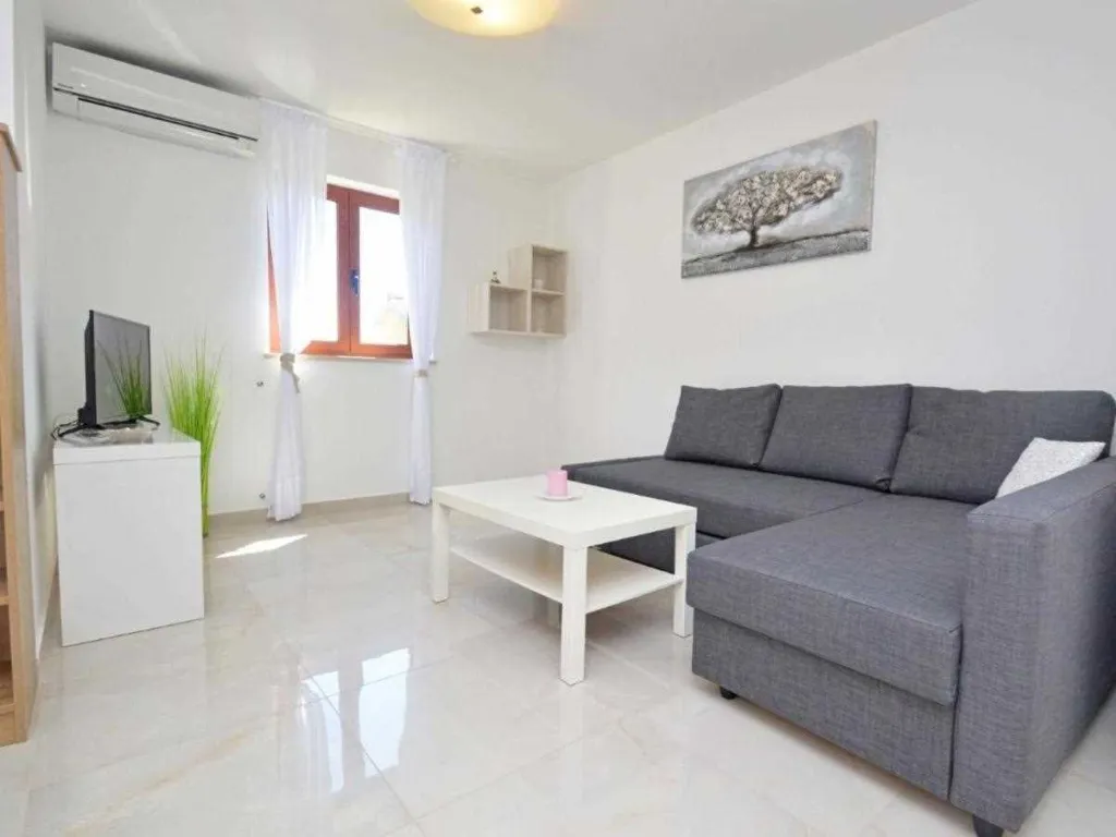 2-Bedroom Apartment in Savudrija with Swimming Pool