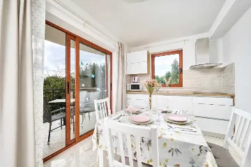 2-Bedroom Apartment in Savudrija with Swimming Pool