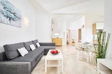 2-Bedroom Apartment in Savudrija with Swimming Pool