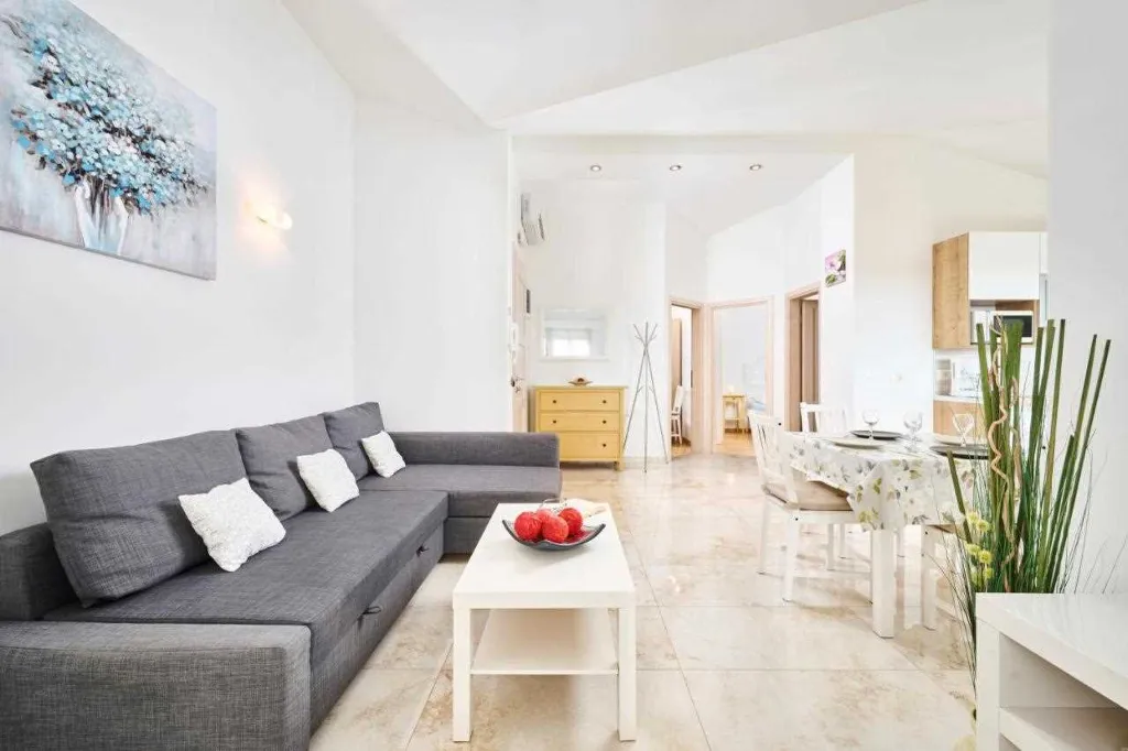 2-Bedroom Apartment in Savudrija with Swimming Pool