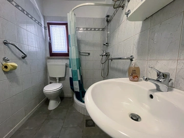 1-Bedroom Apartment in Umag for Up to 5