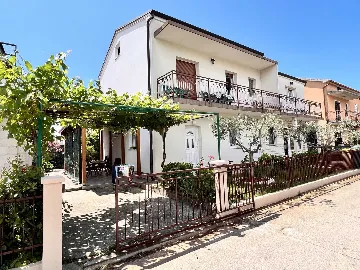 1-Bedroom Apartment for 3 Guests in Umag