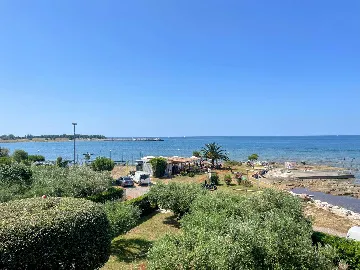 1-Bedroom Apartment for 3 Guests in Umag