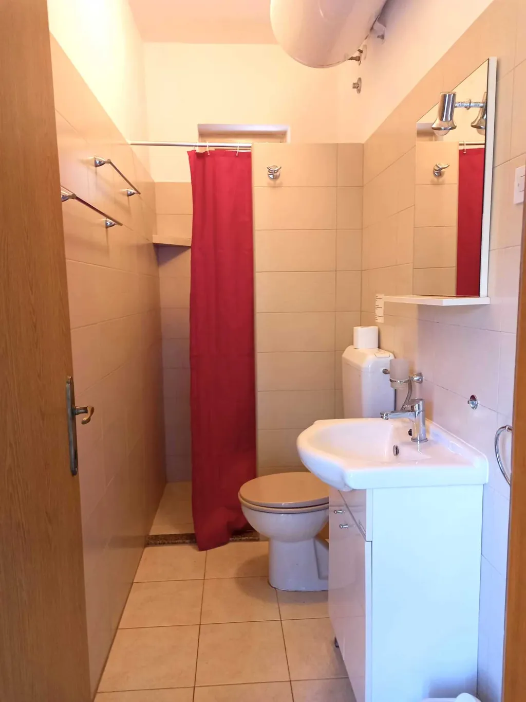 2-Bedroom Apartment in Umag for Up to 5