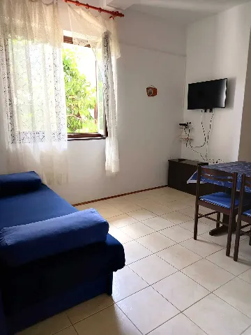 2-Bedroom Apartment in Umag for Up to 5